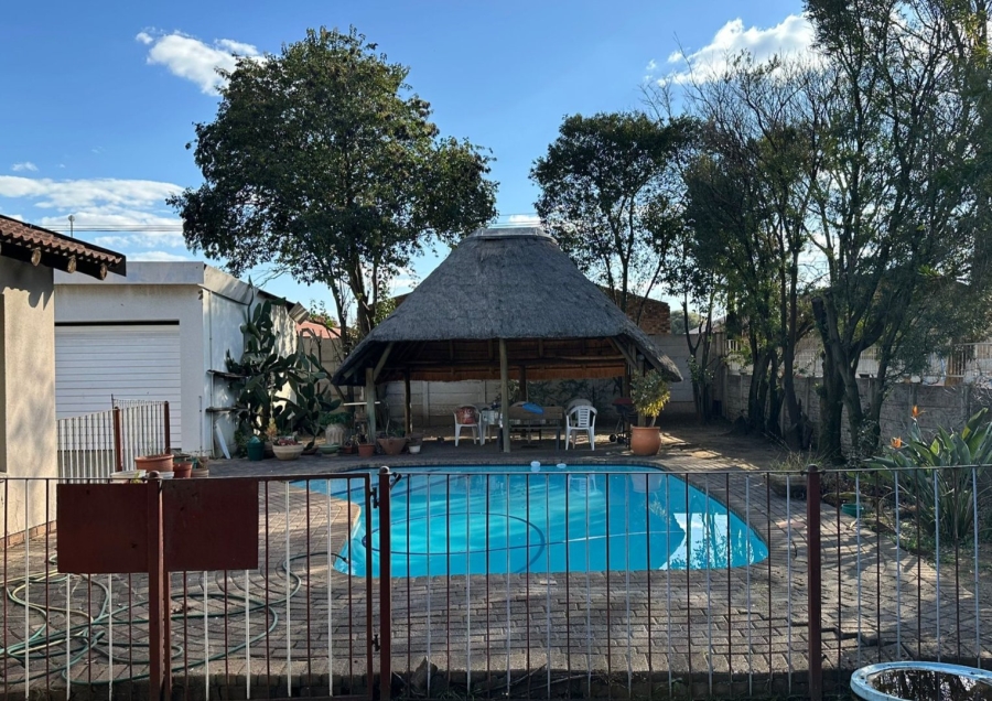 3 Bedroom Property for Sale in Vaalpark Free State